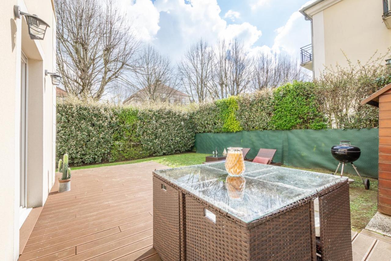 Cosy Cocoon - Fairytale Factory Apartment Bussy-Saint-Georges